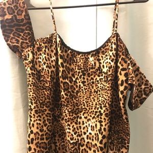 Plus size Cold Shoulder Leopard Top